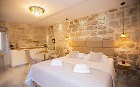 Guest House Paradise
